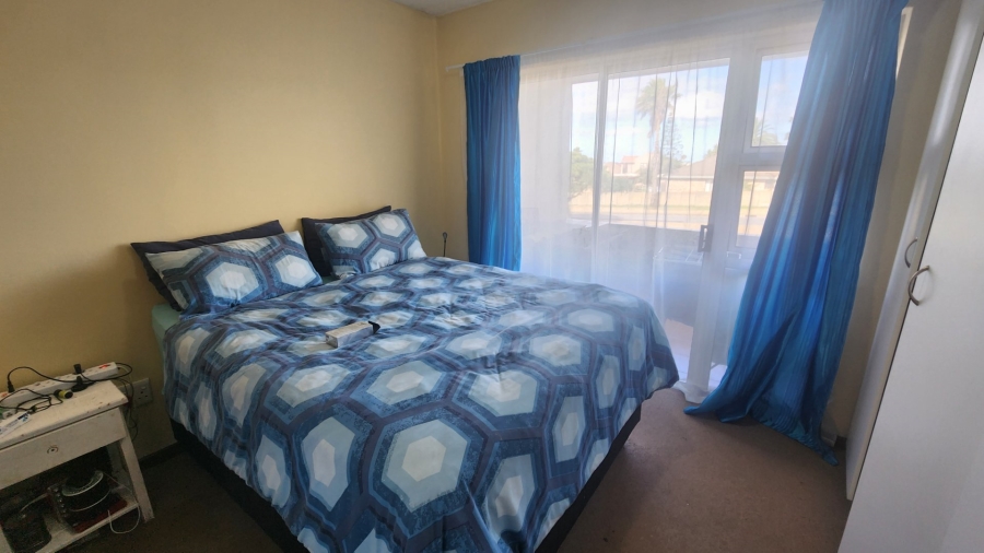 2 Bedroom Property for Sale in Heiderand Western Cape